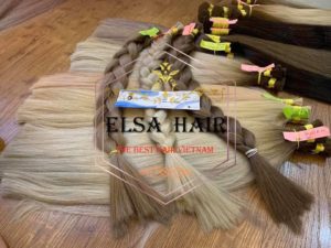 Why Are Your Hair Extensions Itchy? 34 Why Are Your Hair Extensions Itchy? 33