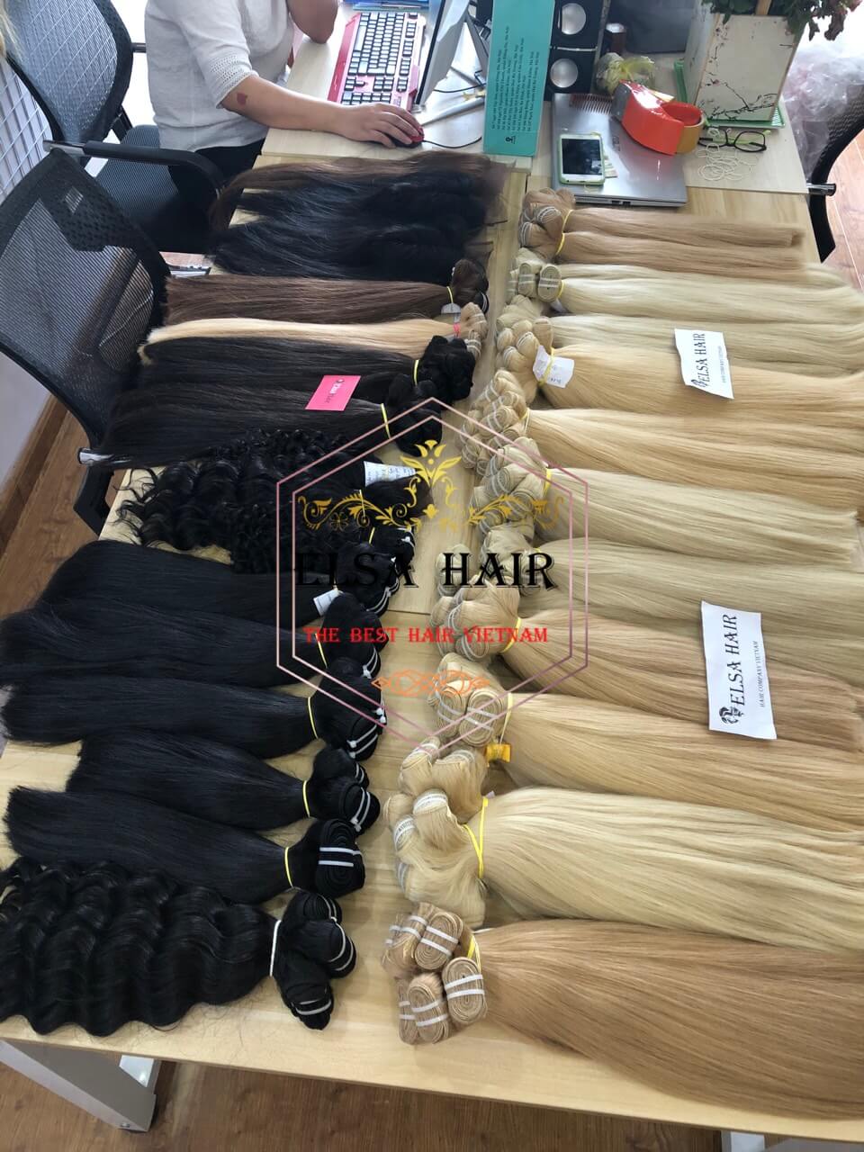 How to blend clip-in Luxy Hair extensions with thin hair 68 How to blend clip-in Luxy Hair extensions with thin hair 67