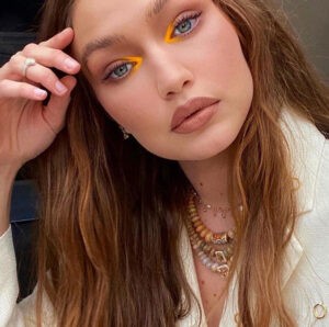 8 Hair Colors That Scream Summer 2022 31 8 Hair Colors That Scream Summer 2022 30